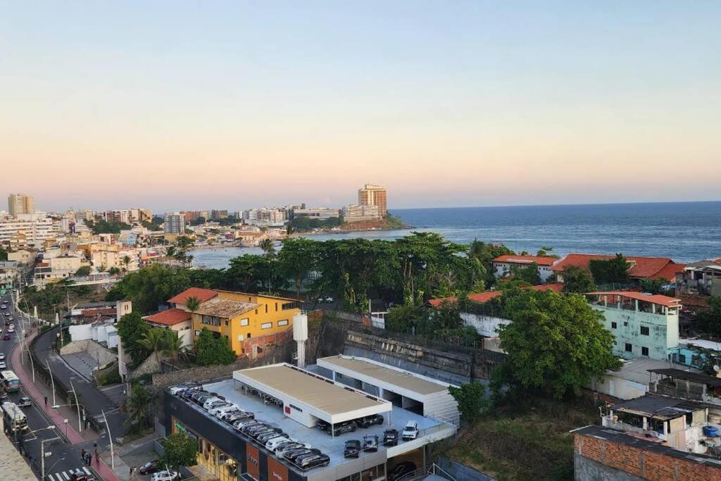 Em Frente Ao Mar Salvador